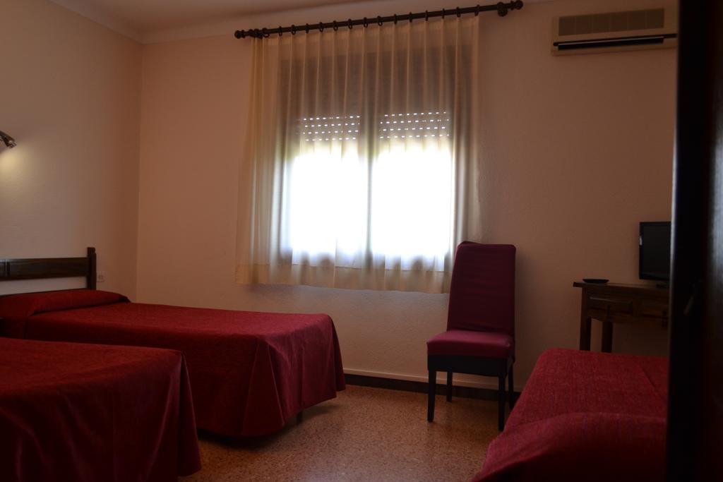 Hostal L'Esplai Viladamat Cameră foto